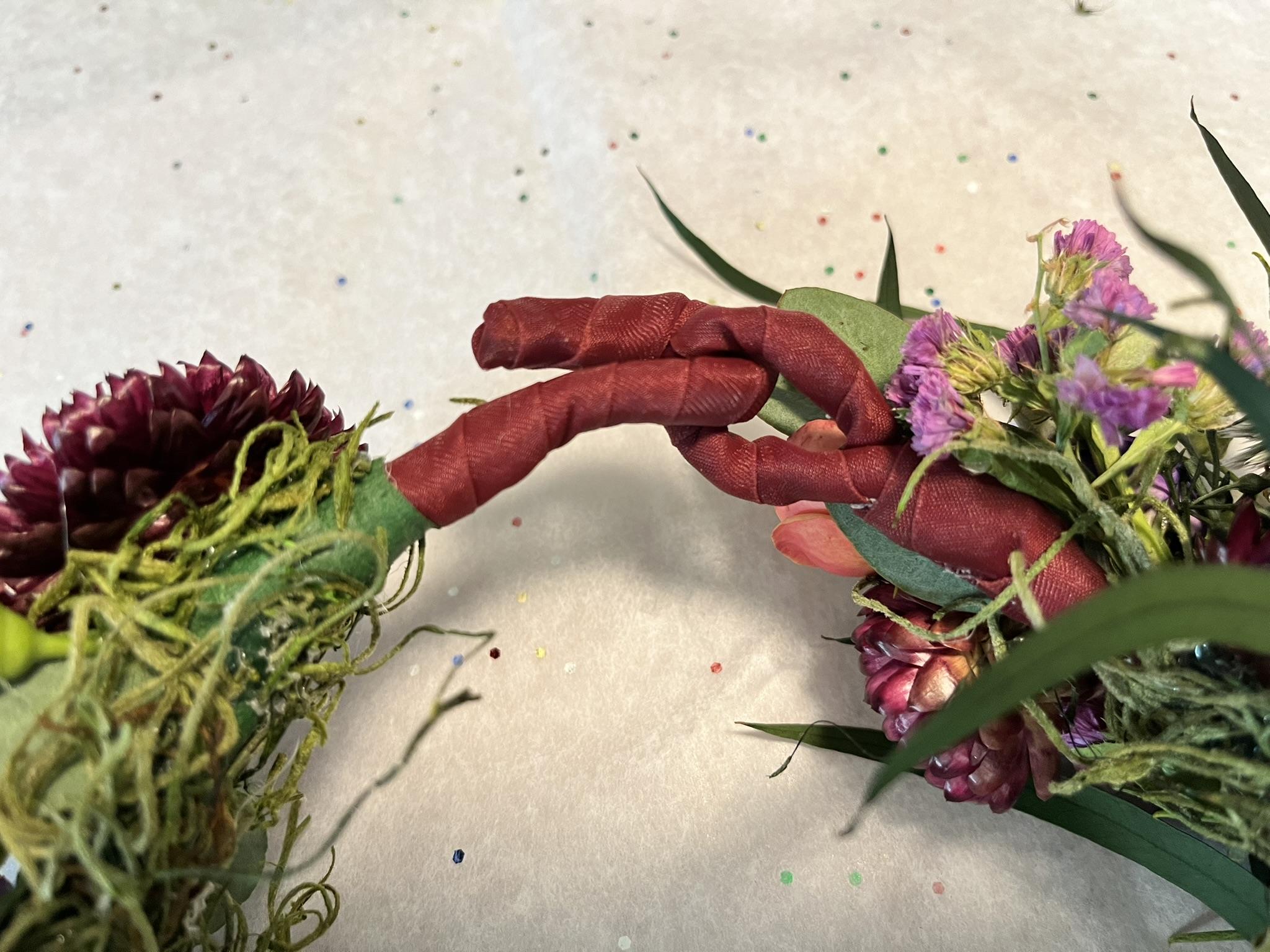 Deluxe Fresh Flower Crown - Image 7