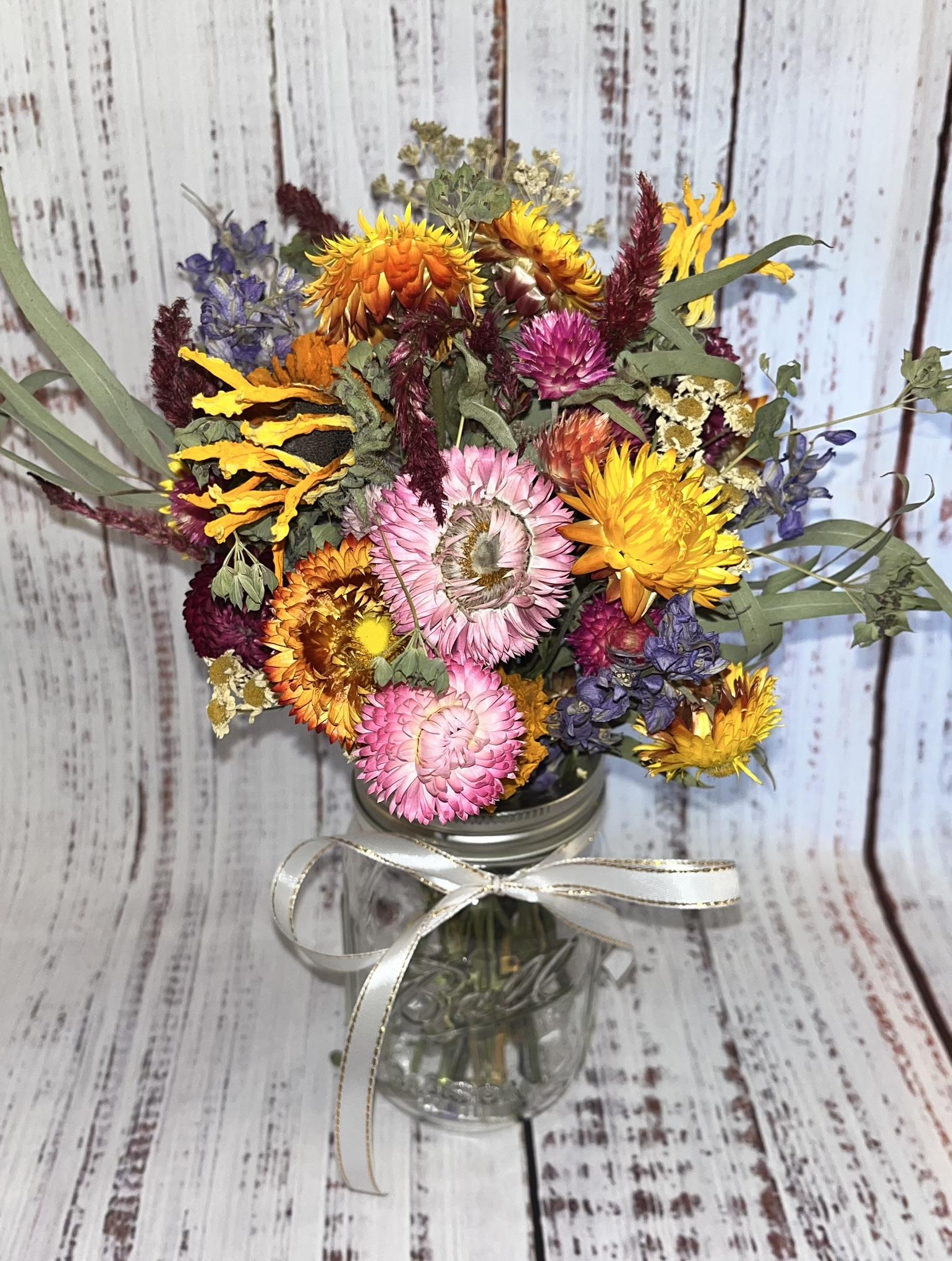 Everlasting Dried Bouquet, Small - Image 5