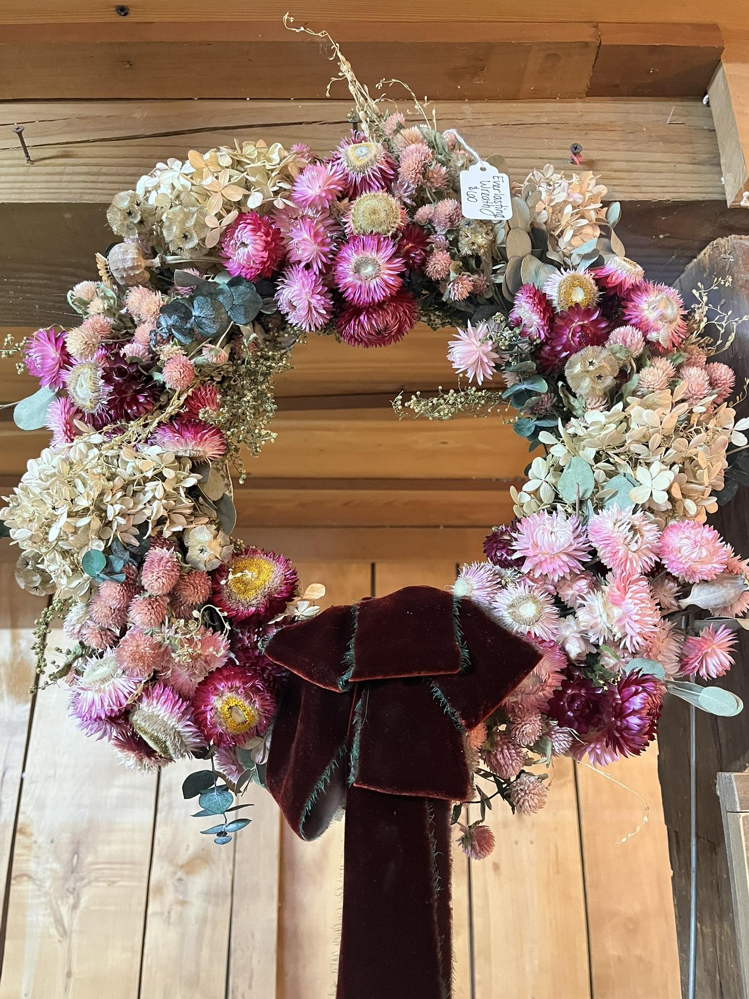Everlasting Dried Flower Wreath - Image 2